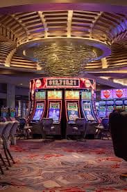 Betting layout interface for American Roulette on mobile phone